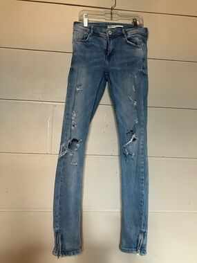 Zara Light Blue Distressed Skinny Jeans size 2